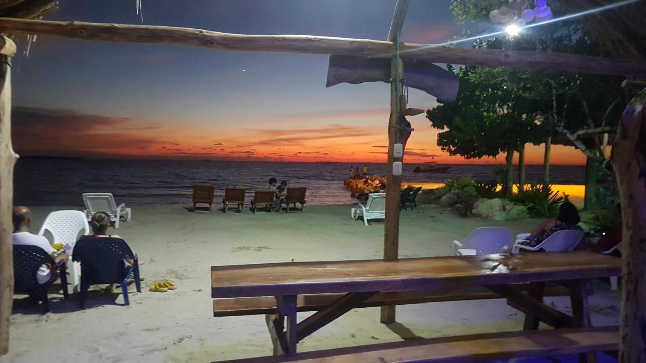 Hostel Beach House Rincón Eksteriør billede
